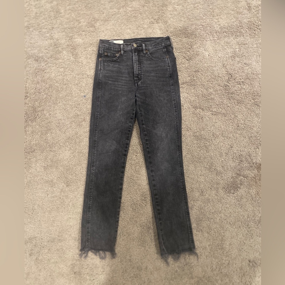GAP straight leg jeans size 00
